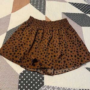 Leopard skirt. Size medium